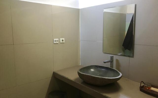 Dream Hotel
