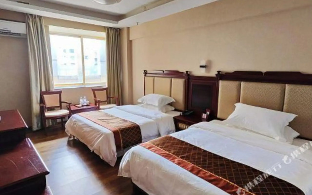Shidai Holiday Hotel