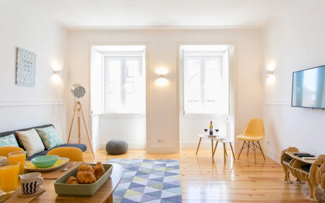 ALTIDO New&Trendy 2-bed flat w/seaview in Lapa