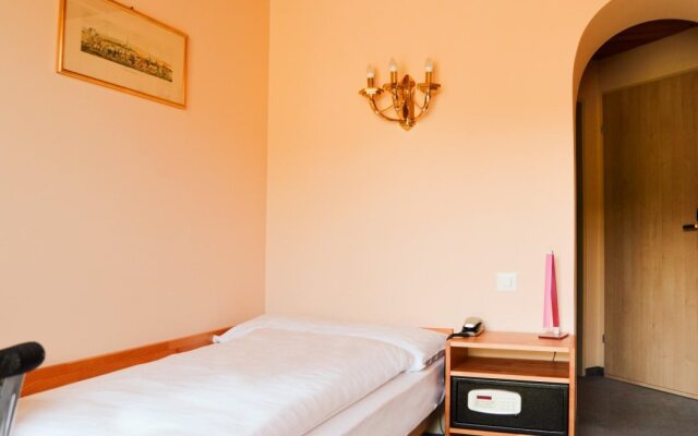 Hillsite Hotel