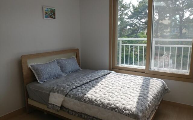 Jungmun Wow Pension