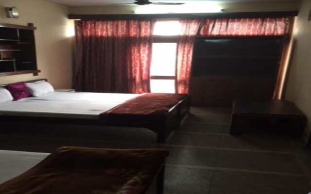 Ashu Villa Guest House