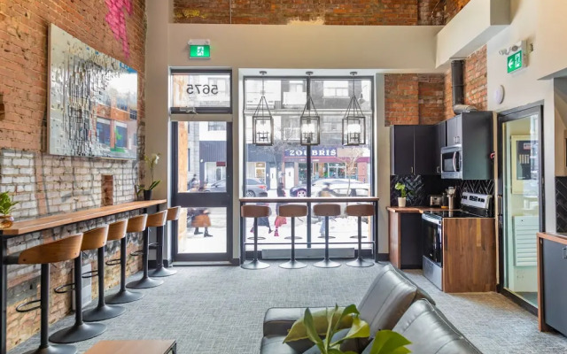 Parc Avenue Hostel