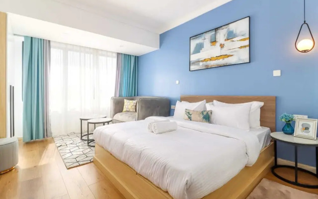 Upperhill View Palace Apartment