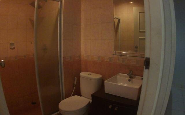 Adaru Apartment