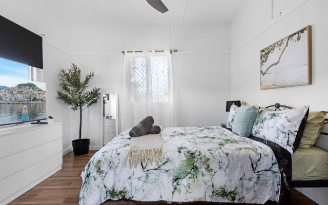 Spacious Home Near Urangan Beachfront – Guest Rooms – Hervey Bay