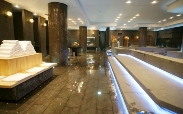 Yingkou International Hotel