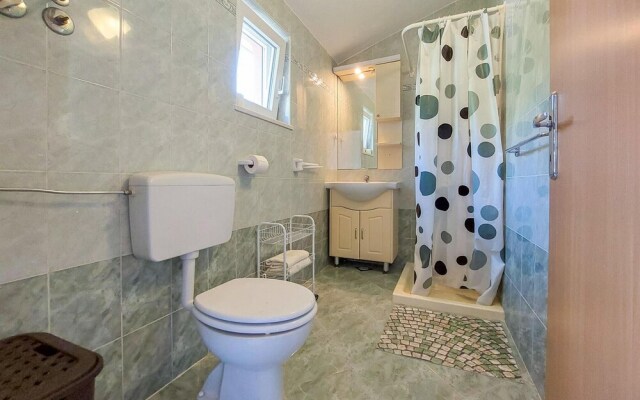 Nice Apartment in Labin With Wifi and 2 Bedrooms