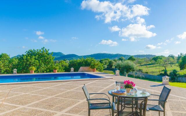 NA MAIANS - Villa with private pool in Canyamel. Free WiFi