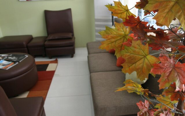 Sampaguita Suites Plaza Garcia