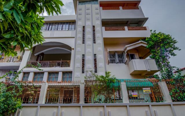 OYO Flagship 19645 Corporate Club