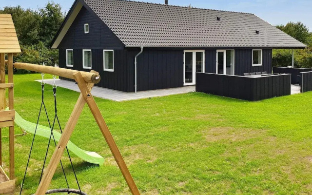 8 Person Holiday Home in Sydals