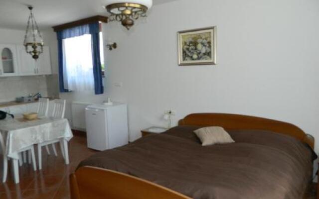 Sobe Apartma Milena