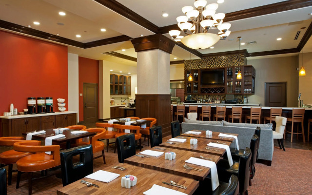 Hilton Garden Inn Milwaukee Downtown