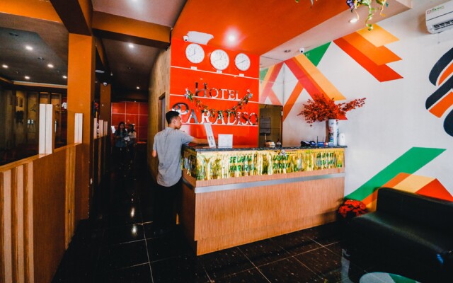 Reddoorz Plus near Makassar Town Square