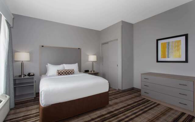 Hawthorn Extended Stay by Wyndham Loveland
