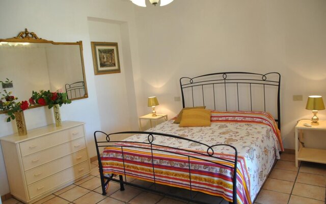 "meridiana Holiday House With Swimming Pool"