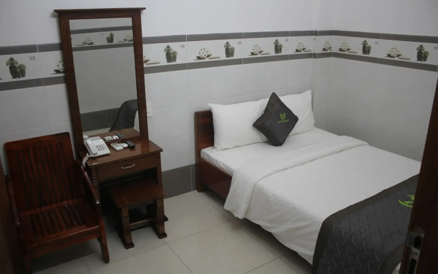Mai Tra Hotel