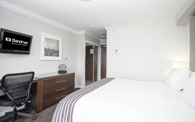 Sandman Hotel & Suites Kelowna