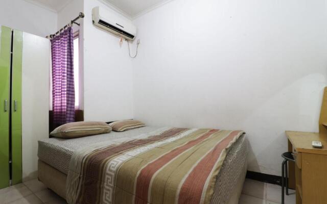 Rent House Center at Apartement Mediterania Gajah Mada