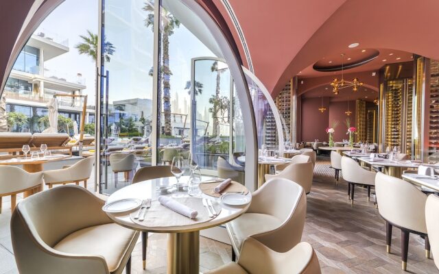 Platinium- FIVE Residences ?