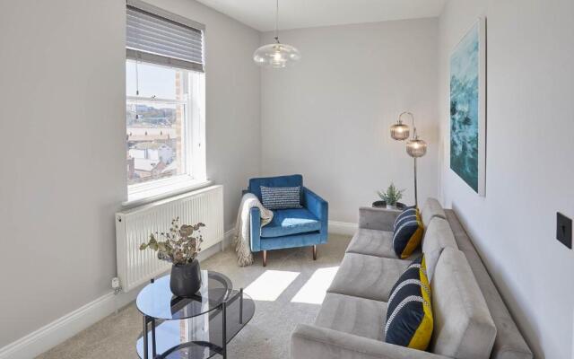 Host & Stay - Ocean Pearl @ Scarborough