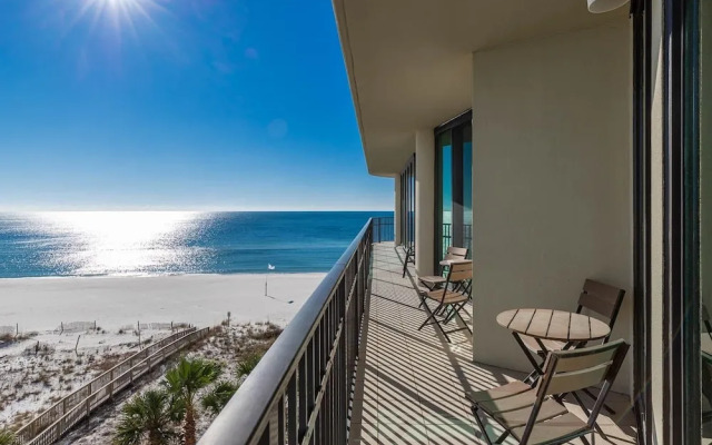 Phoenix Ix 508 3 Bedroom Condo