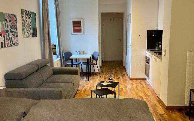 Zentrale Ferienwohnung mit Balkon in Aachen