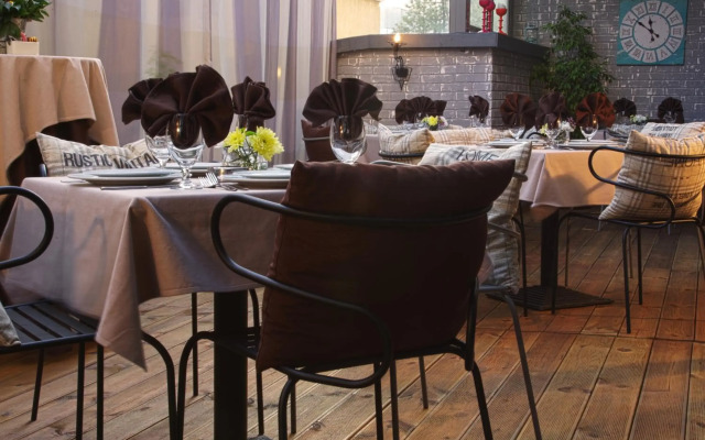 Hotel Triada