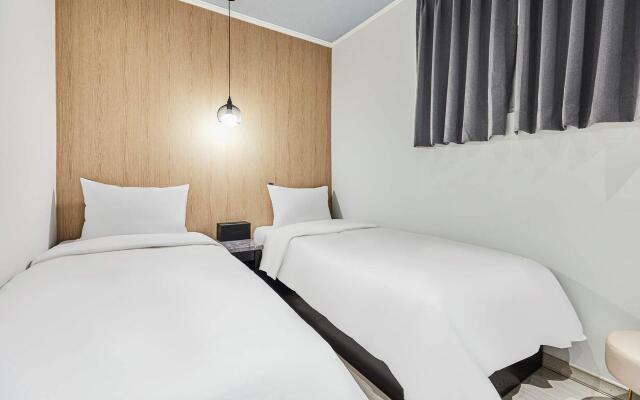 Hotel WO Yongsan Station