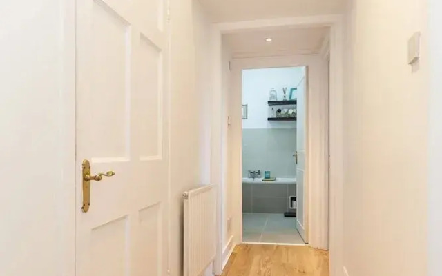 Beautifully Modernised New Town Home