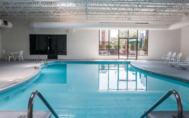 Quality Inn South Bend