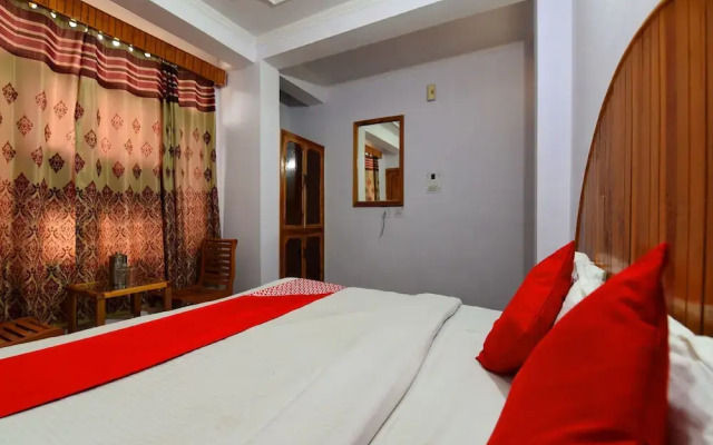 OYO 14741 Home Pleasant Studio at Kanyal Road