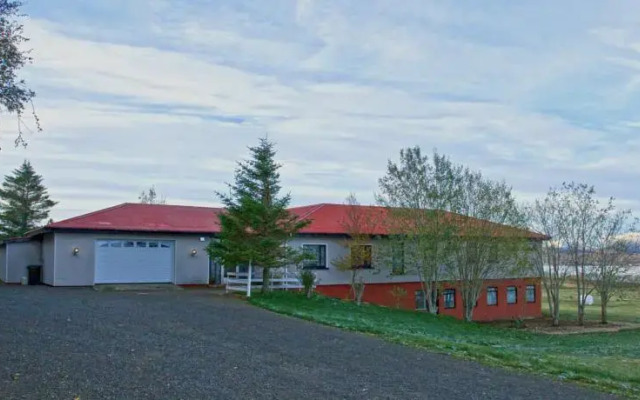 Bjarnargerdi Guesthouse