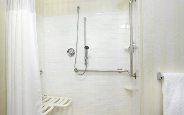 Fairfield Inn & Suites by Marriott Pittsburgh Neville Island