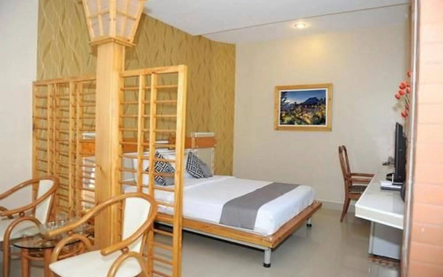 Thuy Sakura Hotel & Serviced Apartment