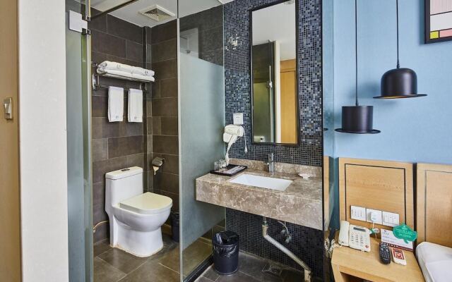 Jiangxia Business Hotel