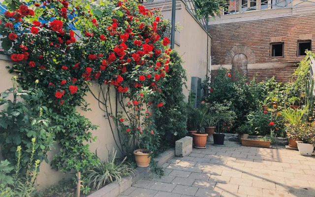 Apartment Botanikuri 15