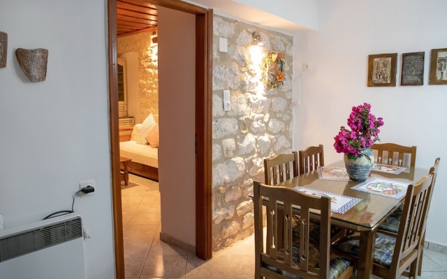 Areopolis Central Apartment