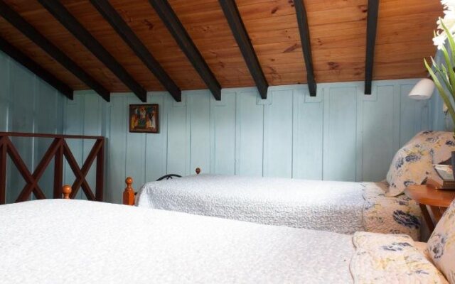 Casa Azul Bed & Breakfast
