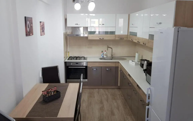Eme Apartments 2