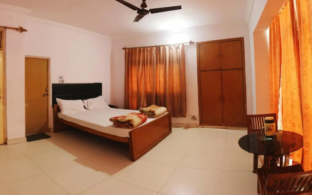Hotel Aaditya by OYO Rooms