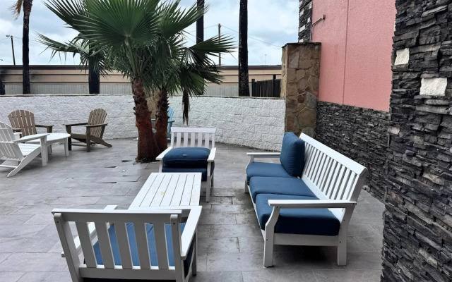 Super 8 by Wyndham Corpus Christi Airport