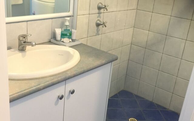 Driftwood Apartments