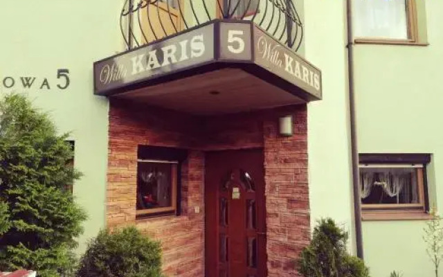 Willa Karis Pokoje Gościnne