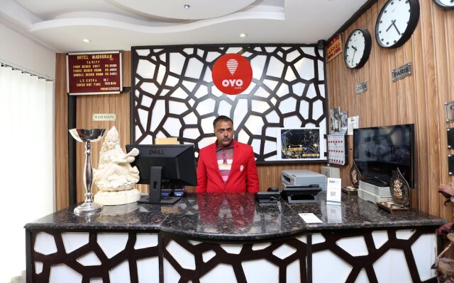 OYO 8077 Hotel Madhuban