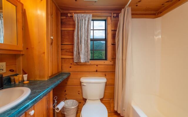 Tiny House Cabin Astonishing Views