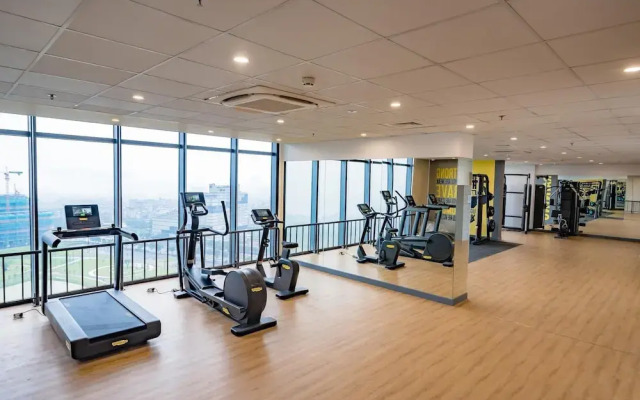 The Matrix One - Luxury free Gym & Pool