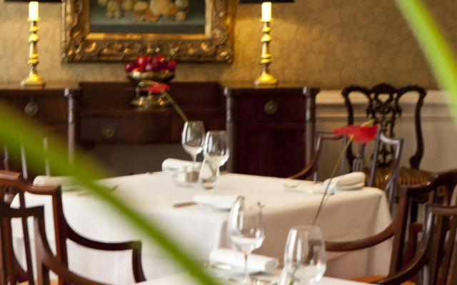 Royal Park Hotel