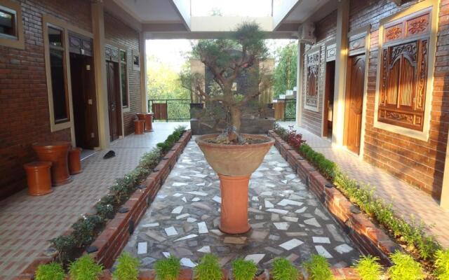 Kemala Moeslem Hotel